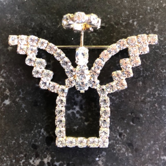 Vintage angel rhinestone pin to sit on your shoulder & watch over you or friend - Picture 7 of 8